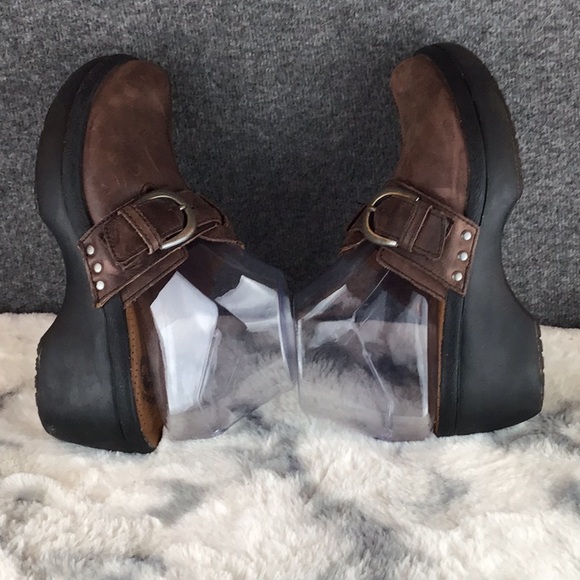 CROCS Brown Leather Clogs Mules with Buckle Sz 8 - Picture 6 of 11